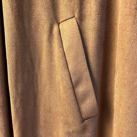 NWT TYLER BOE Faux Suede Kim Cowl Neck Size XS / Can fit small - Pit 19” - Brown - Picture 9 of 11